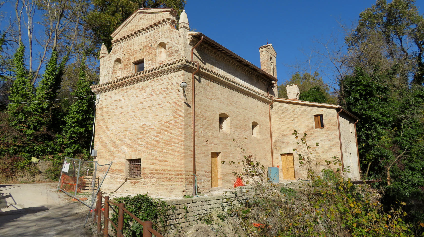 Esterno Chiesa Madonna di Loreto